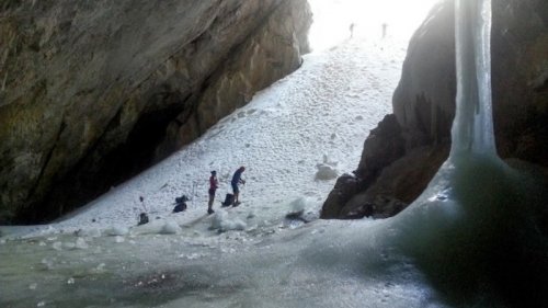 Cueva helada de Peña Castil: 365 días/año con nieve